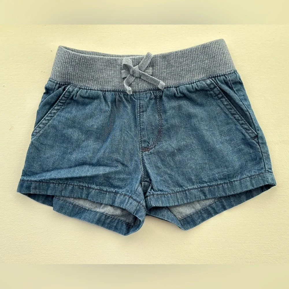 The Children’s Place Girls Pull-On Jean Shorts size 4